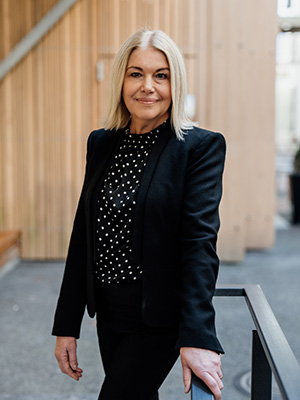 Leandra Daley - Legal Secretary, Hansen Bate Lawyers